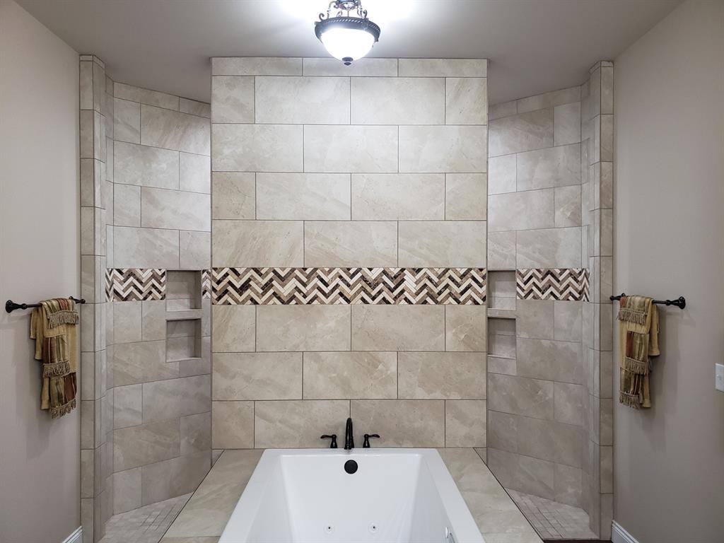 6727 N Hills Drive Property Photo 15