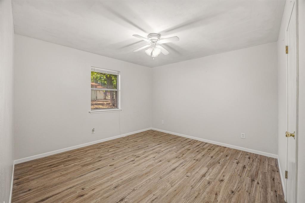 702 S Jackson Street Property Photo 14