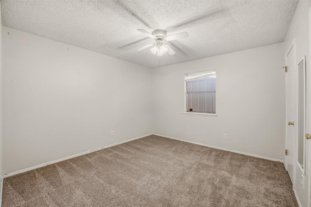 702 S Jackson Street Property Photo 16