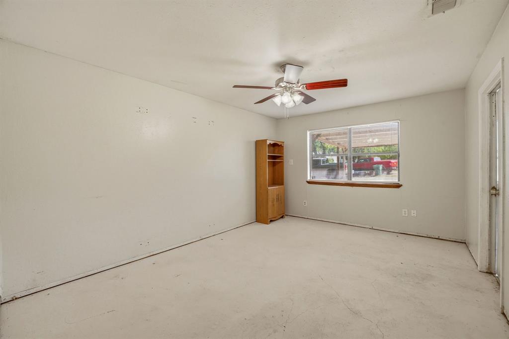 702 S Jackson Street Property Photo 18