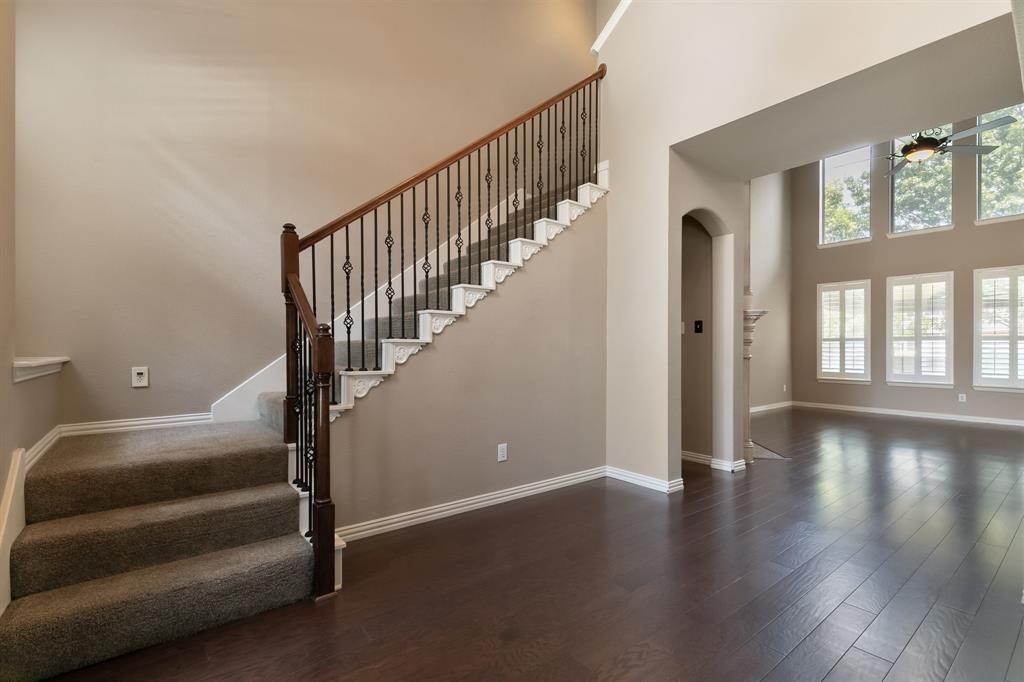 7534 Chinaberry Lane Property Photo 4