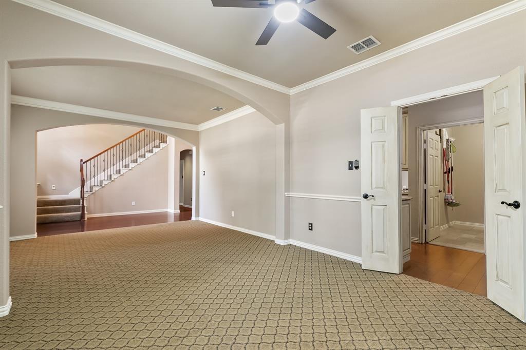 7534 Chinaberry Lane Property Photo 6