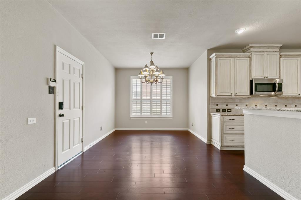 7534 Chinaberry Lane Property Photo 10