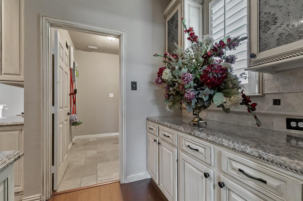 7534 Chinaberry Lane Property Photo 14