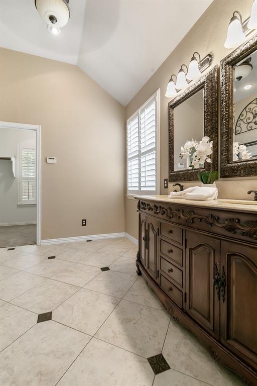 7534 Chinaberry Lane Property Photo 19