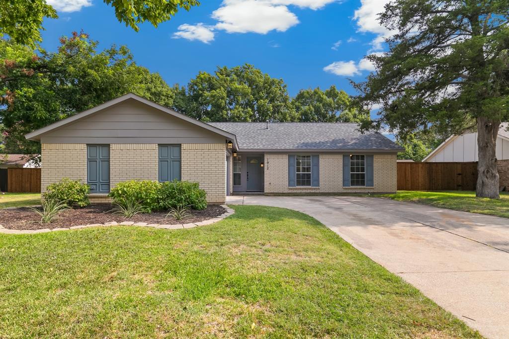 1912 Buckeye Drive Property Photo 1