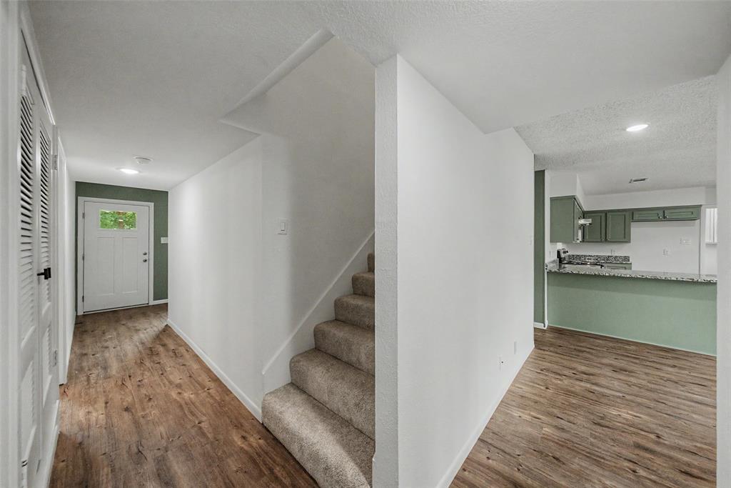 805 Stratford Drive Property Photo 12