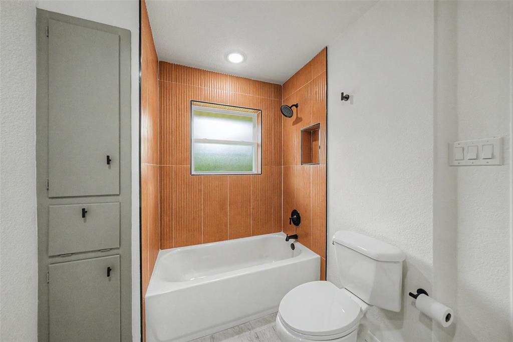 805 Stratford Drive Property Photo 18