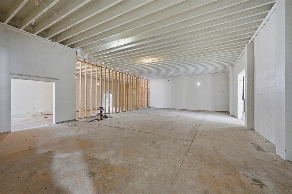 613 S Armstrong Avenue Property Photo 1