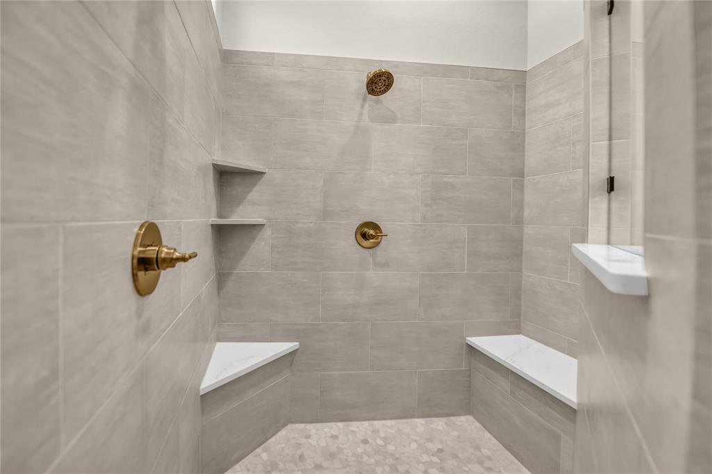 120 Daggett Drive Property Photo 28