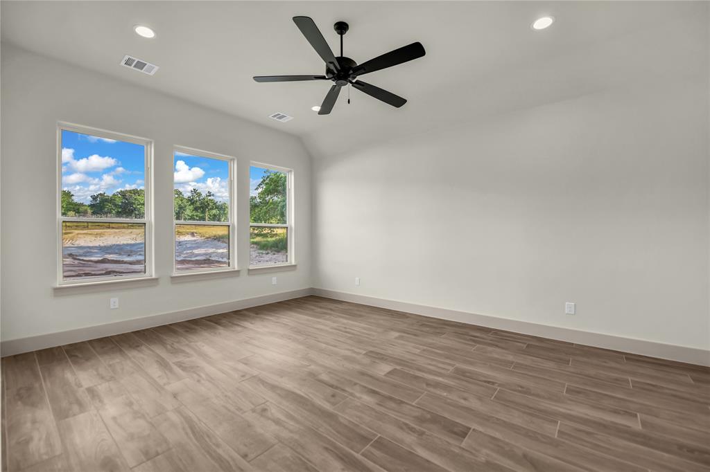 120 Daggett Drive Property Photo 30