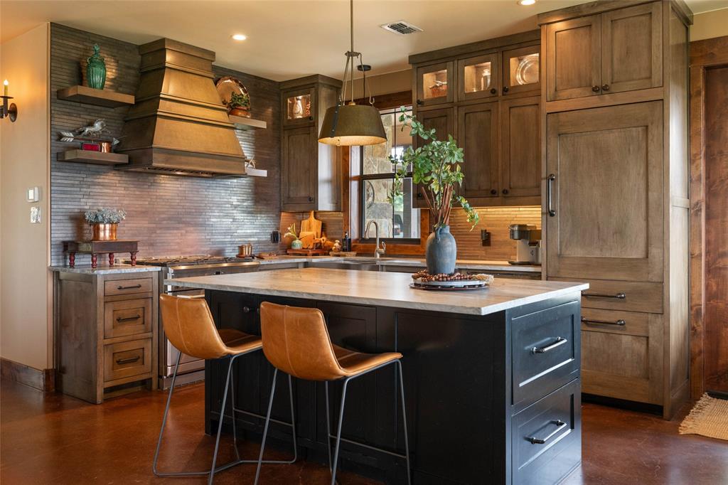 27475-1 N Us-281 Property Photo 10