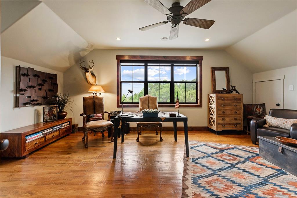 27475-1 N Us-281 Property Photo 22