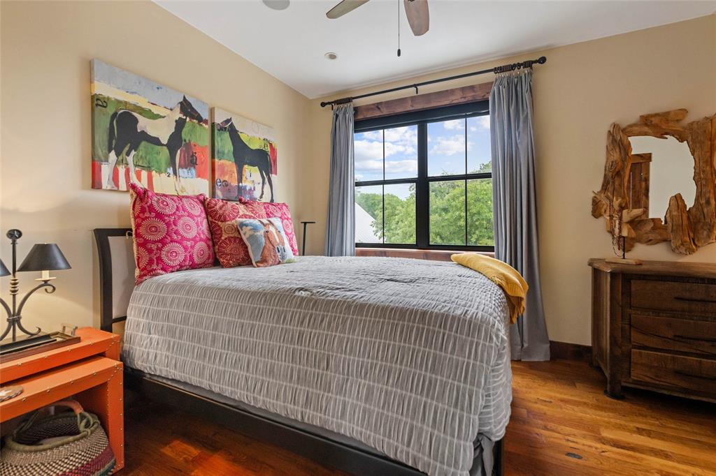 27475-1 N Us-281 Property Photo 26