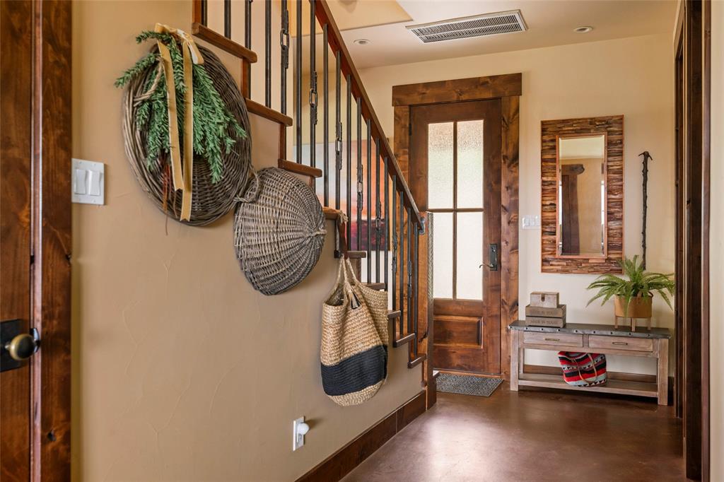 27475-1 N Us-281 Property Photo 28