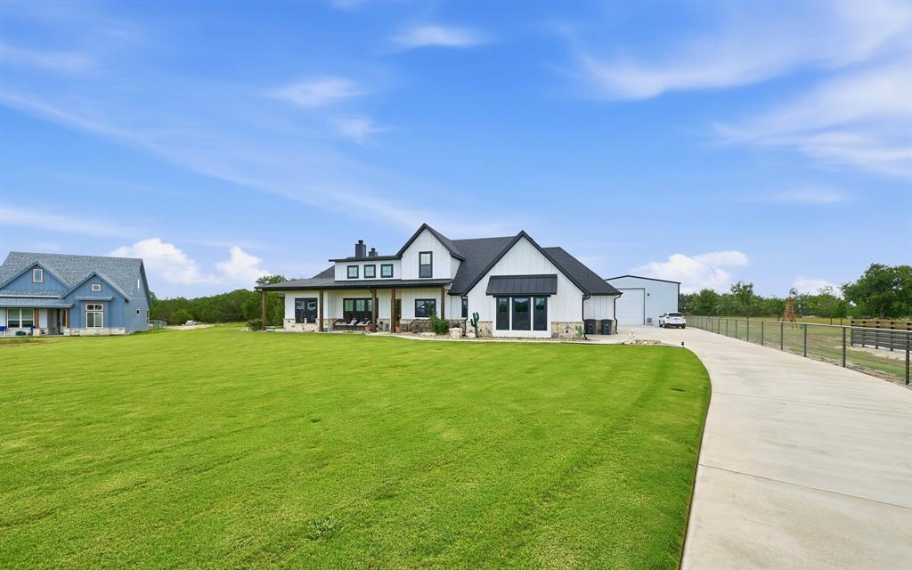 1096 Timber Hills Drive Property Photo 3