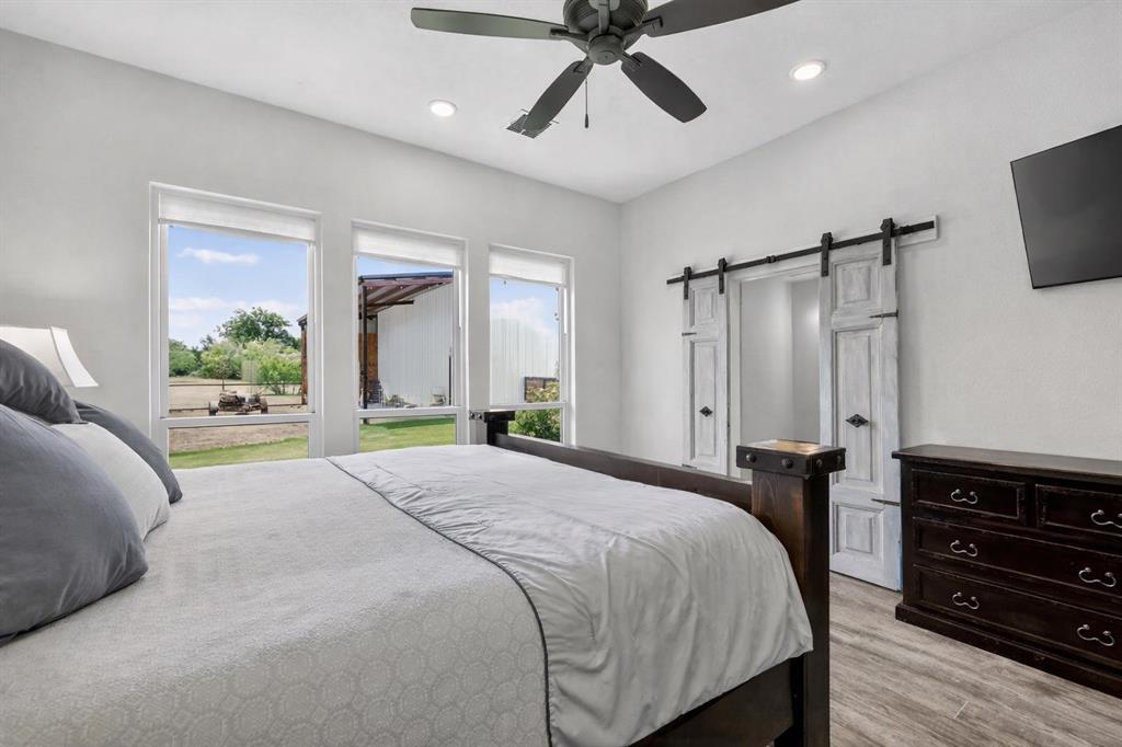 1096 Timber Hills Drive Property Photo 11