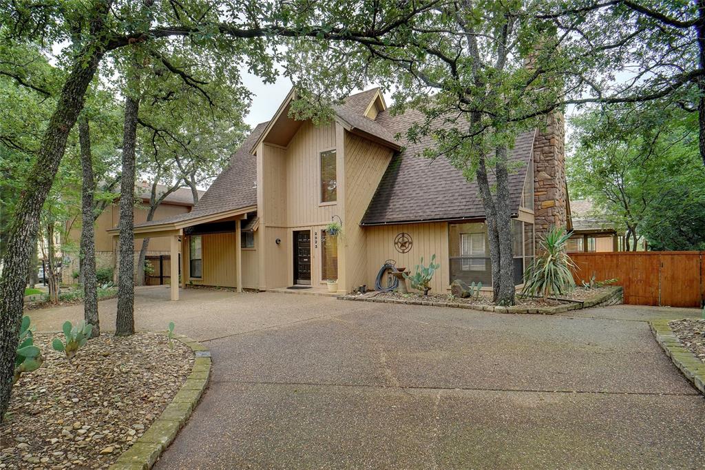 2923 Peninsula Drive Property Photo 1