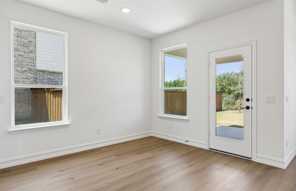 5964 Merian Drive Property Photo 6