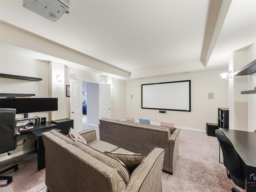 808 Ping Street