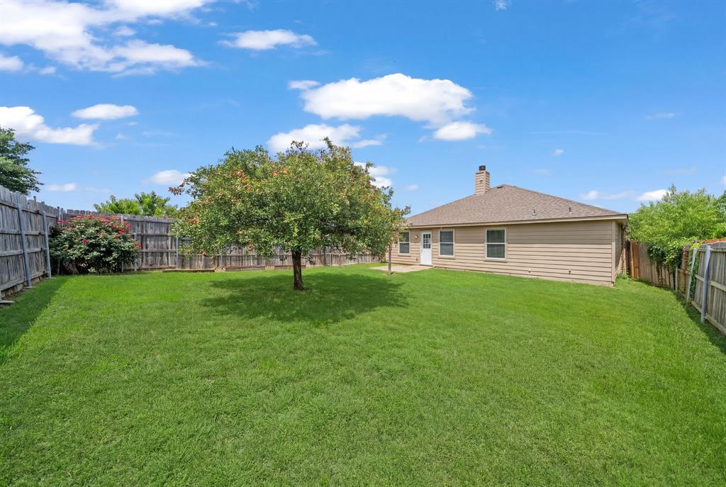 834 Hazels Way Property Photo 18