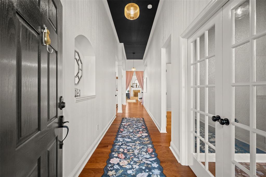 5121 Grampian Way Property Photo 3