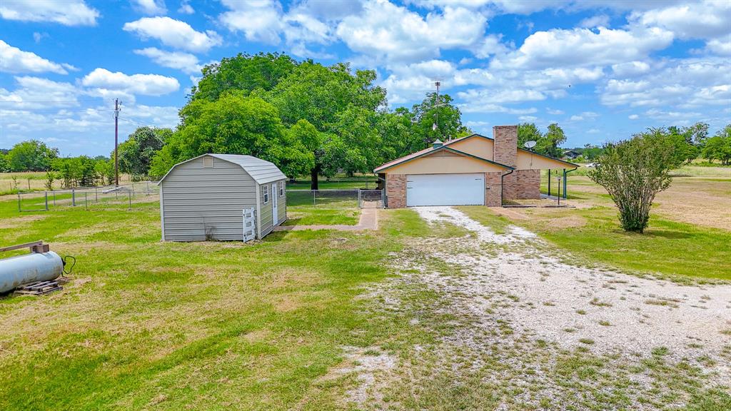 955 Fm 667 Property Photo 4
