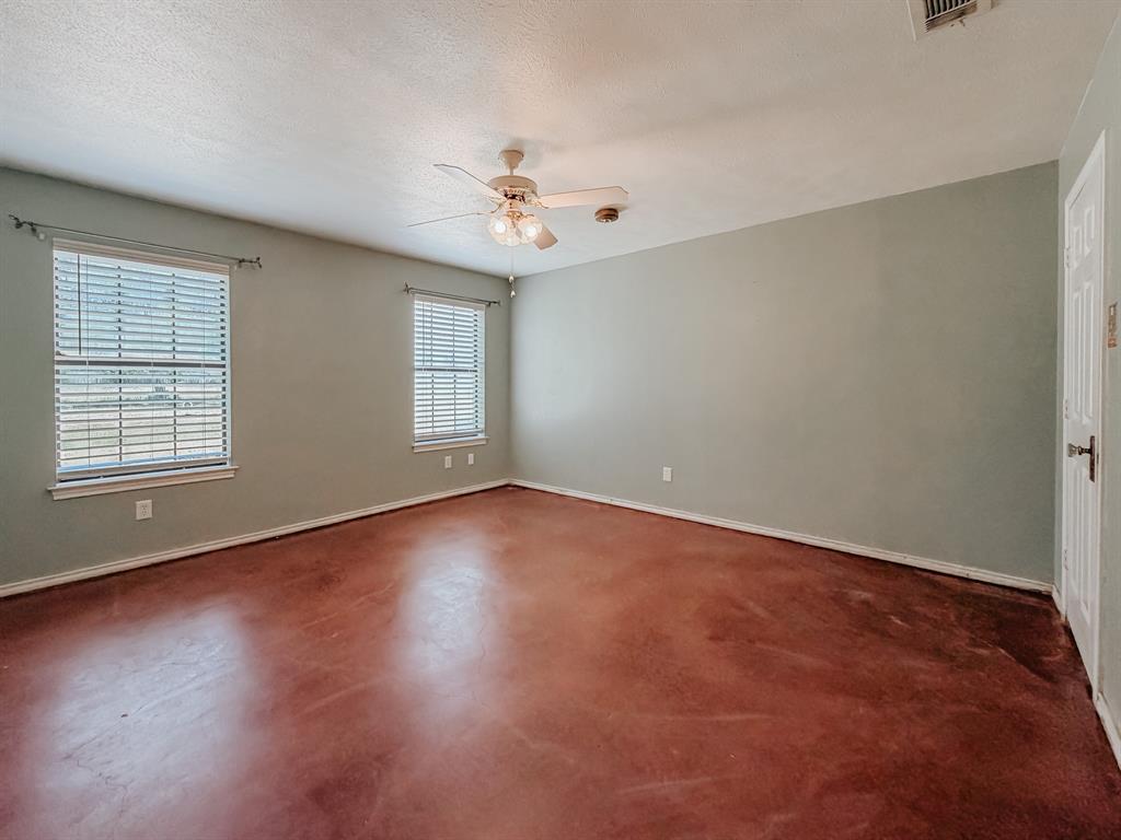 955 Fm 667 Property Photo 9