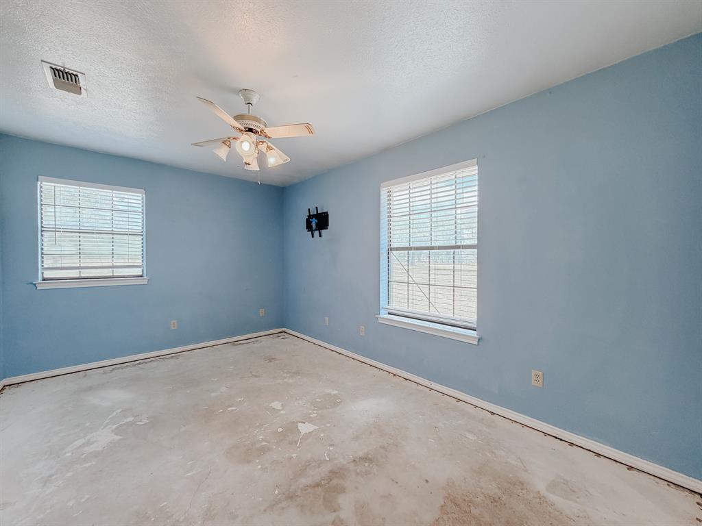 955 Fm 667 Property Photo 13