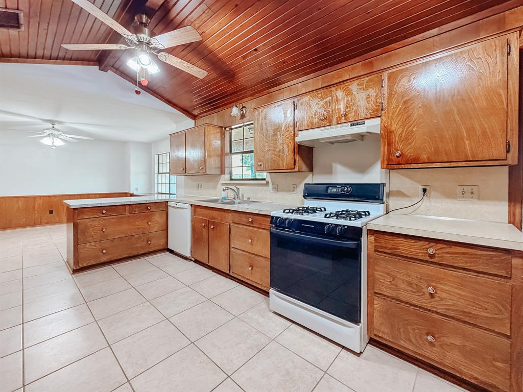 955 Fm 667 Property Photo 16