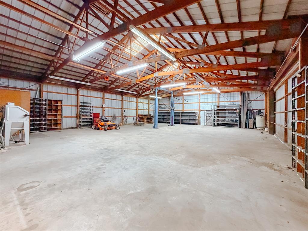 955 Fm 667 Property Photo 37