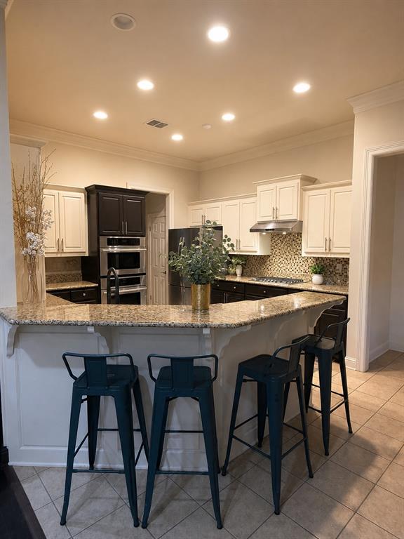 378 Saint Charles Boulevard Property Photo 13