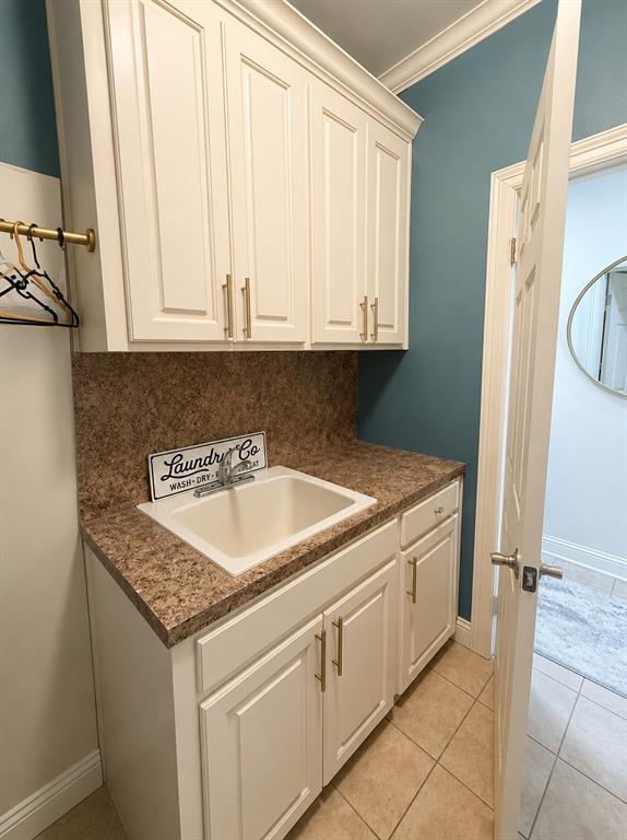 378 Saint Charles Boulevard Property Photo 17