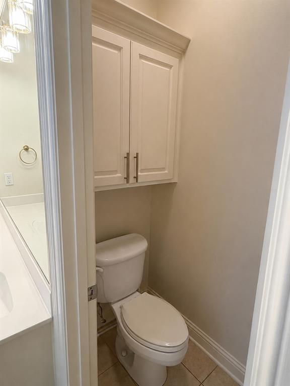 378 Saint Charles Boulevard Property Photo 24
