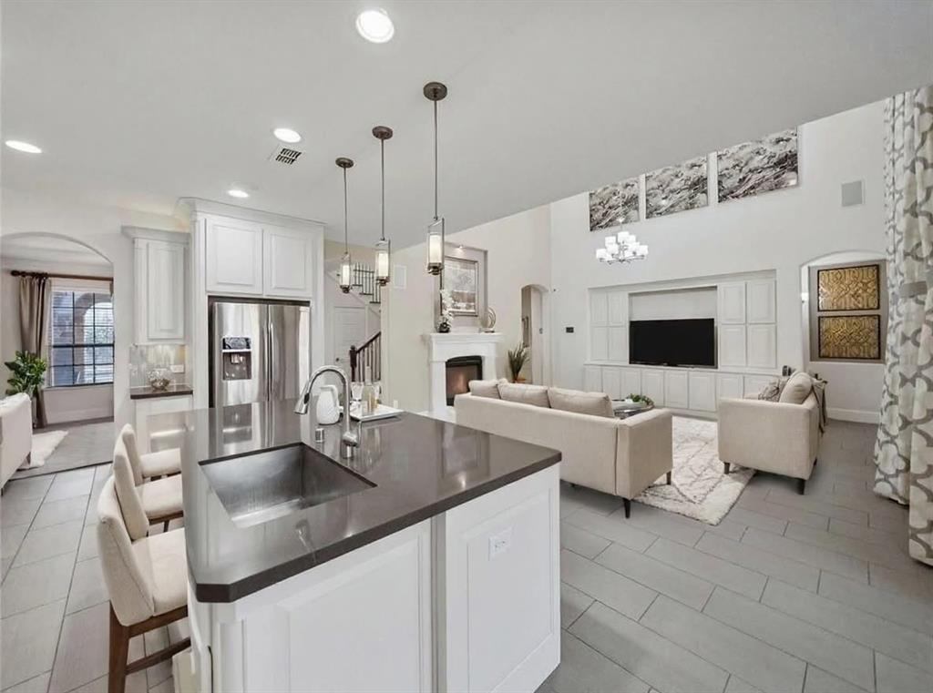 2805 Walnut Creek Lane Property Photo 7
