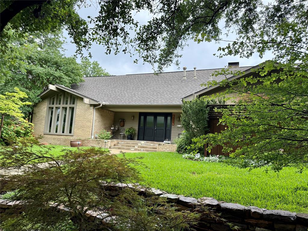 10115 Chesterton Drive Property Photo 6