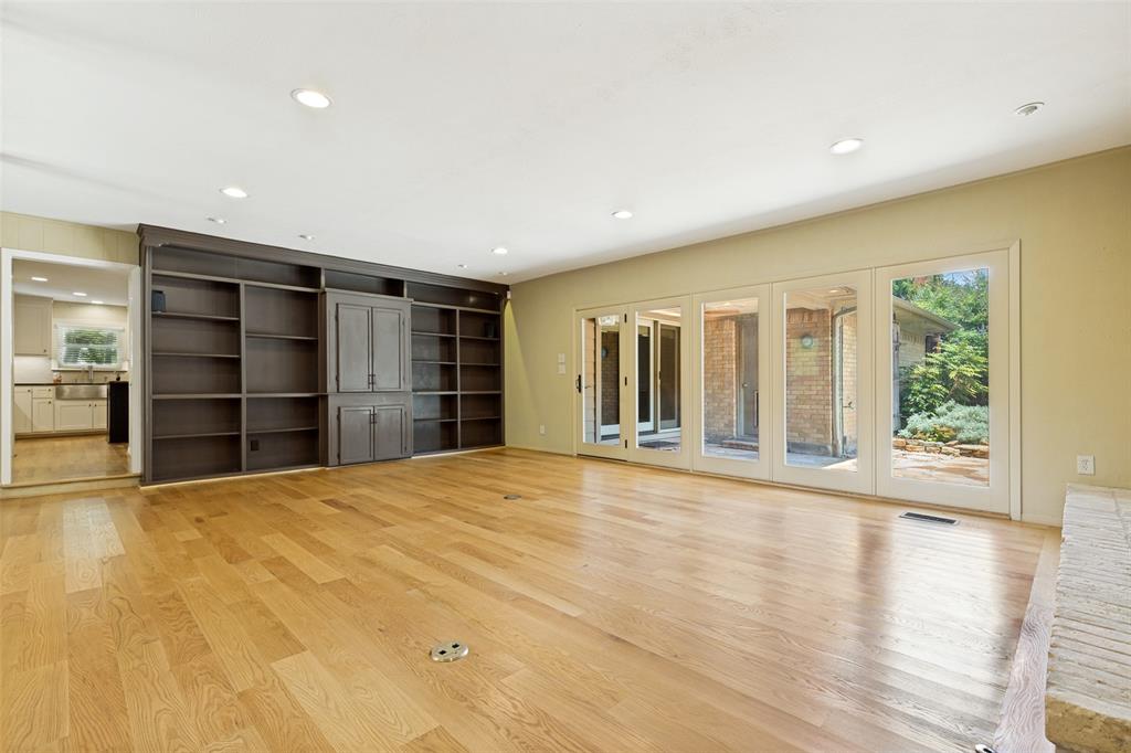 10115 Chesterton Drive Property Photo 10