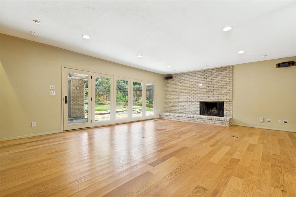 10115 Chesterton Drive Property Photo 11