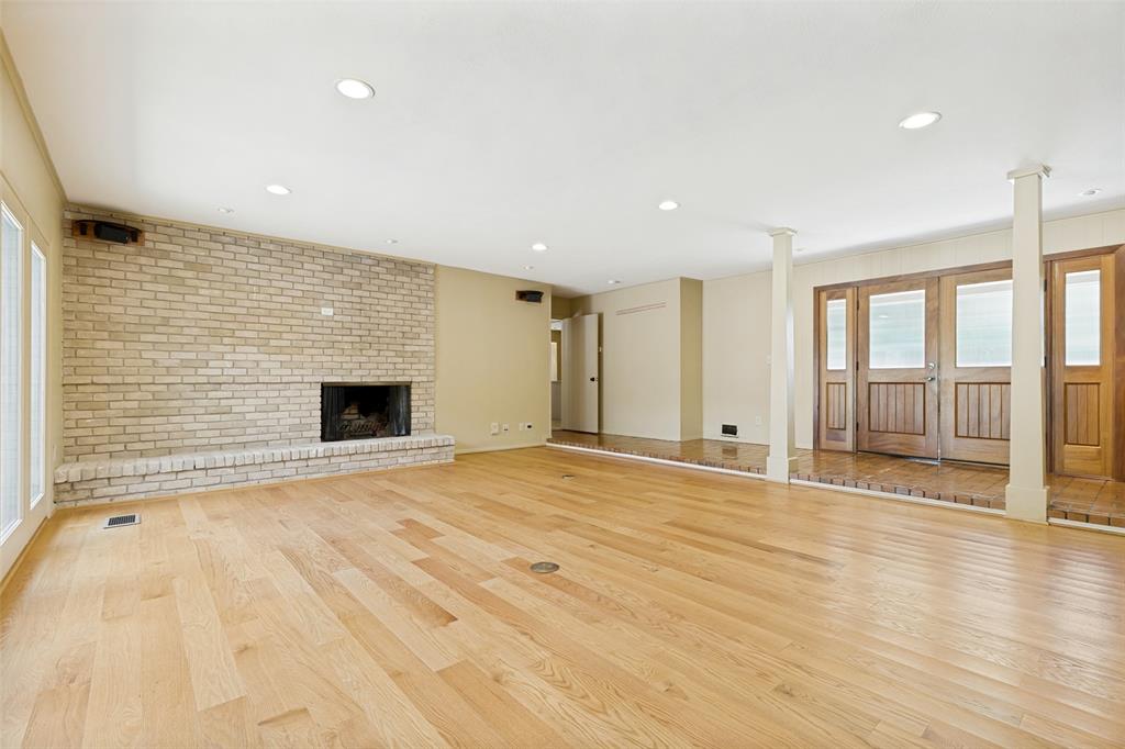 10115 Chesterton Drive Property Photo 12