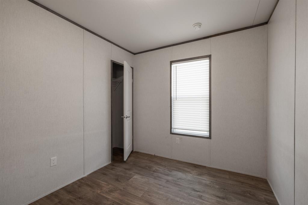 11122 Pr 316 Property Photo 23