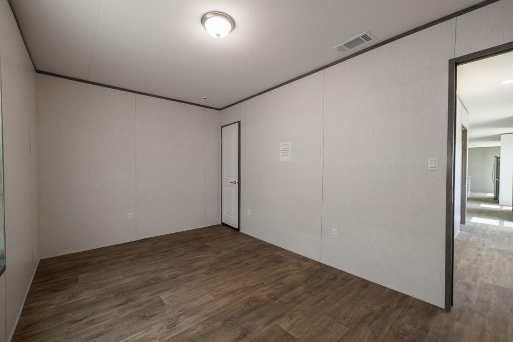 11122 Pr 316 Property Photo 28