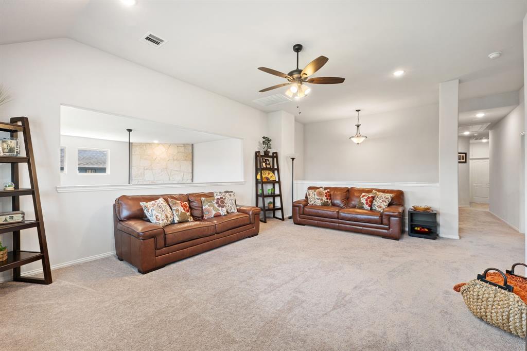 1013 Firecracker Drive Property Photo 22