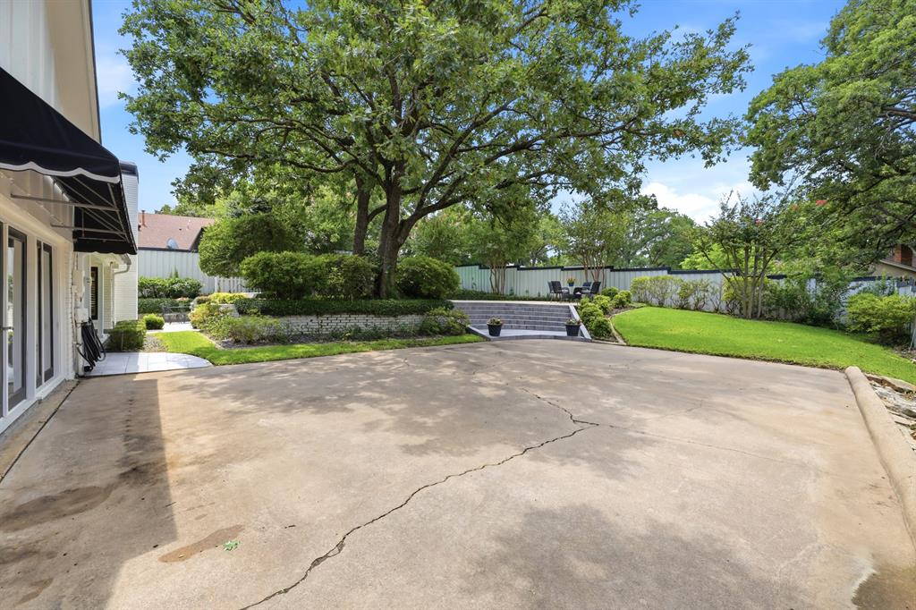 1809 Southpark Drive Property Photo 33