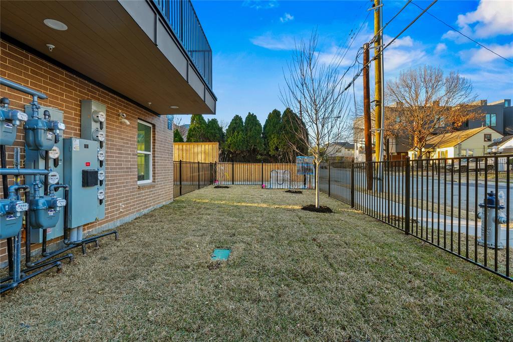 2101 N Prairie Avenue 107 Property Photo 5