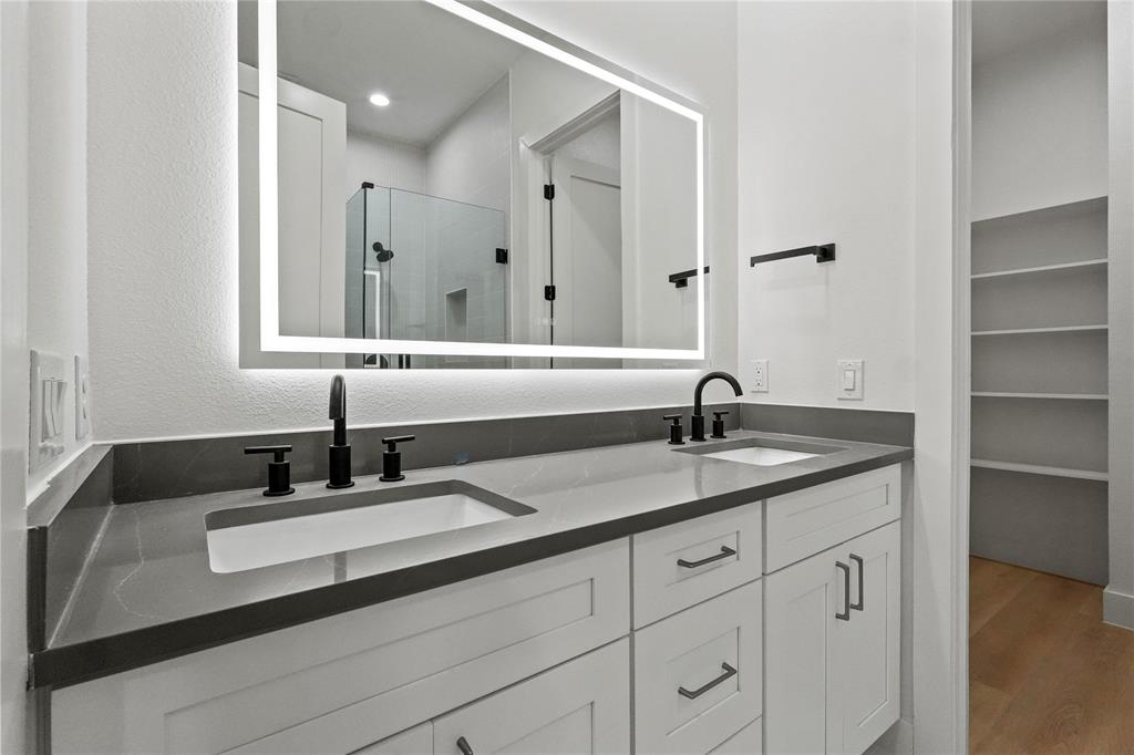 2101 N Prairie Avenue 107 Property Photo 17
