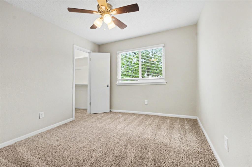 4537 Miami Drive Property Photo 18