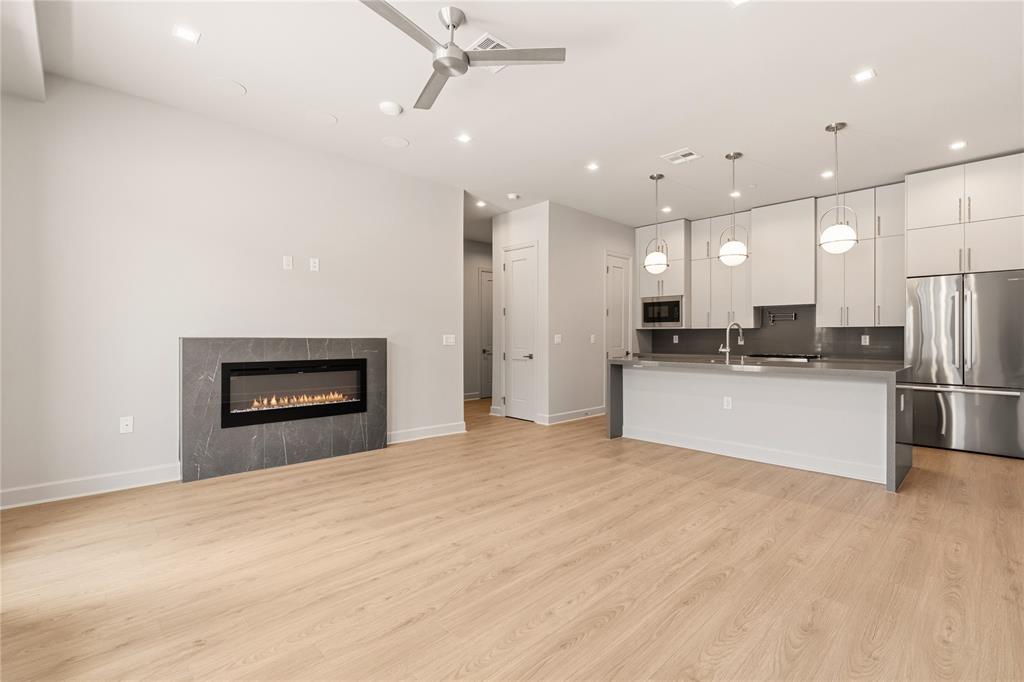 1900 S Ervay Street 311 Property Photo 1
