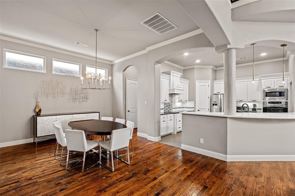 8244 Inverness Property Photo 16