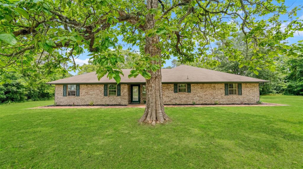 1092 Fm 1002 Property Photo 3