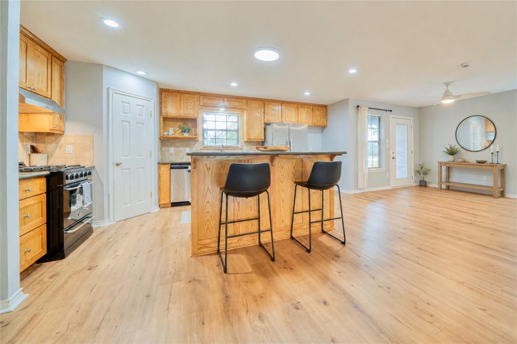 1092 Fm 1002 Property Photo 6